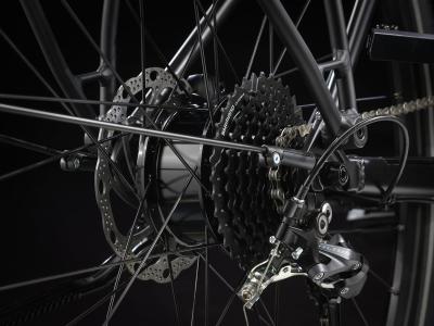 Trek FX+ 2 Stagger L Satin Trek Black Produktbild 3