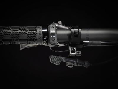  FUEL EXe 9.8 GX AXS EU M Lava Produktbild 16