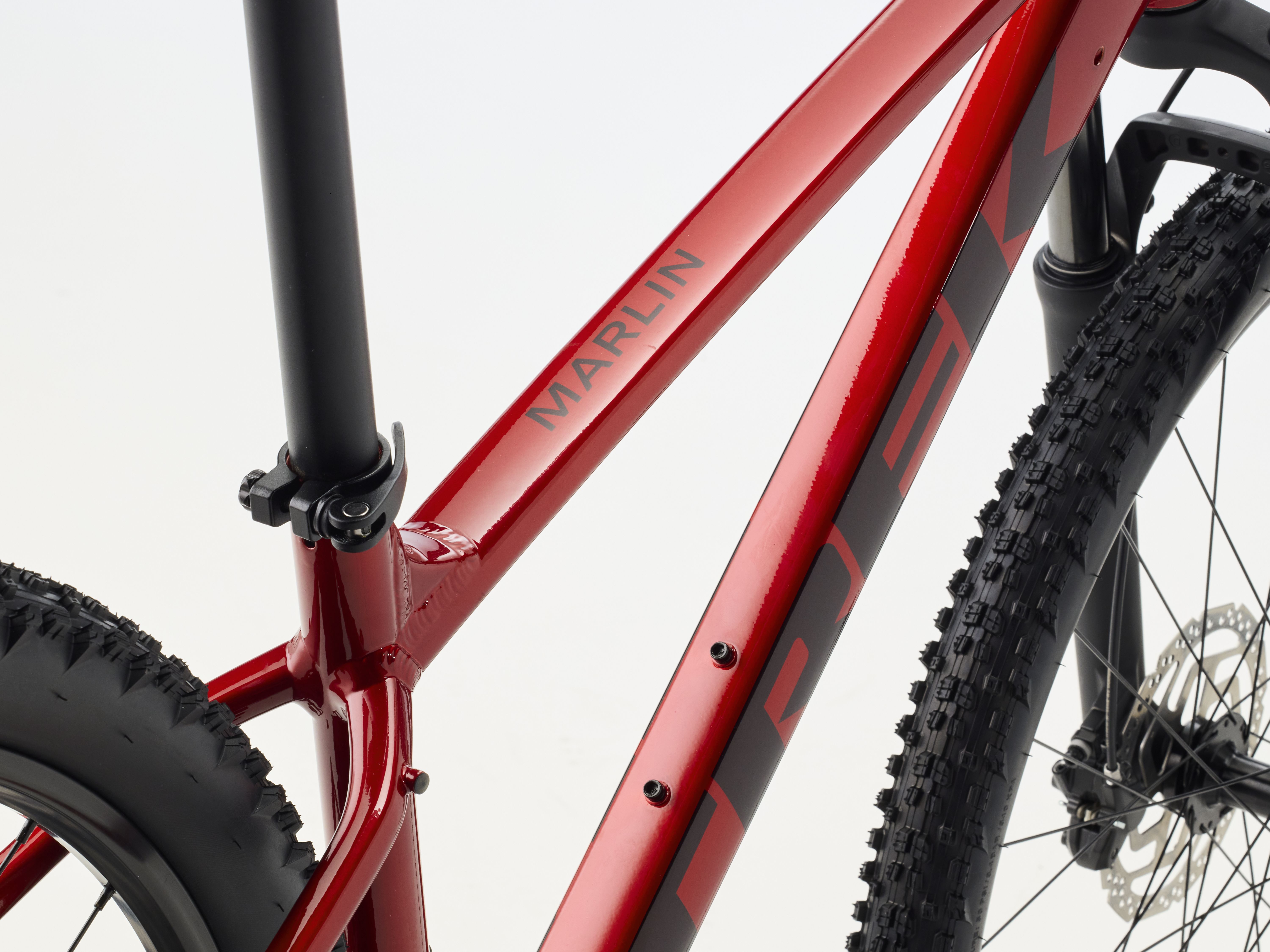 Trek Marlin 5 M 29 Fury Red Produktbild 10