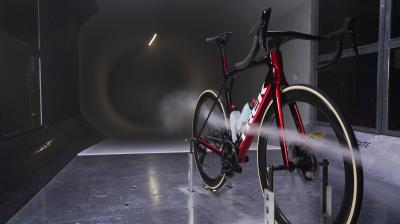 Trek Madone SL 6 ML Gloss Crystal White/Matte Deep Smok Produktbild 7