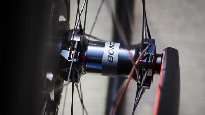 Bontrager Wheel Front Bontrager AeolusPro 37Disc TLR 12T 700 Produktbild 8