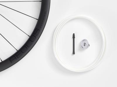 Bontrager Wheel Front Bontrager Aeolus Elite 35 Disc TLR 700 Produktbild 5